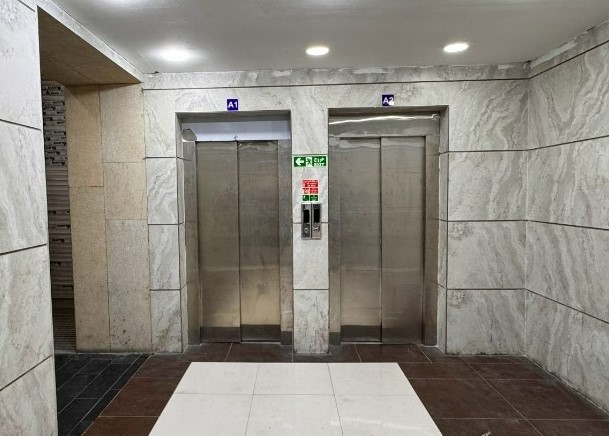 06
